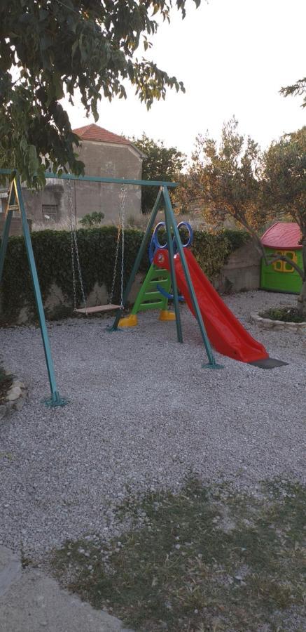 Jadrtovac Apartments Mira מראה חיצוני תמונה