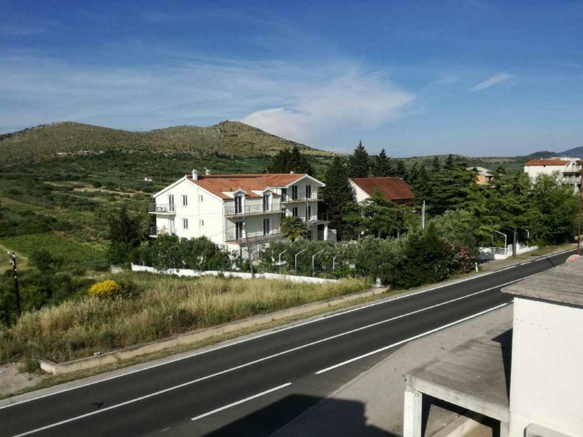 Jadrtovac Apartments Mira מראה חיצוני תמונה