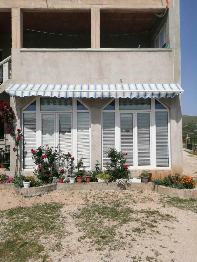 Jadrtovac Apartments Mira מראה חיצוני תמונה